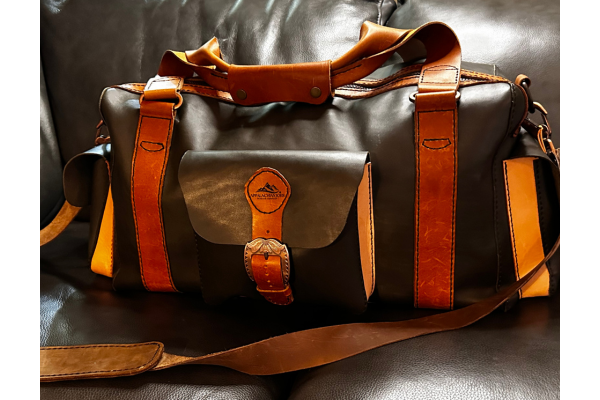 AppalachianJoes Week-Ender Duffel - Large Unisex Tri-Colored Leather Travel Bag