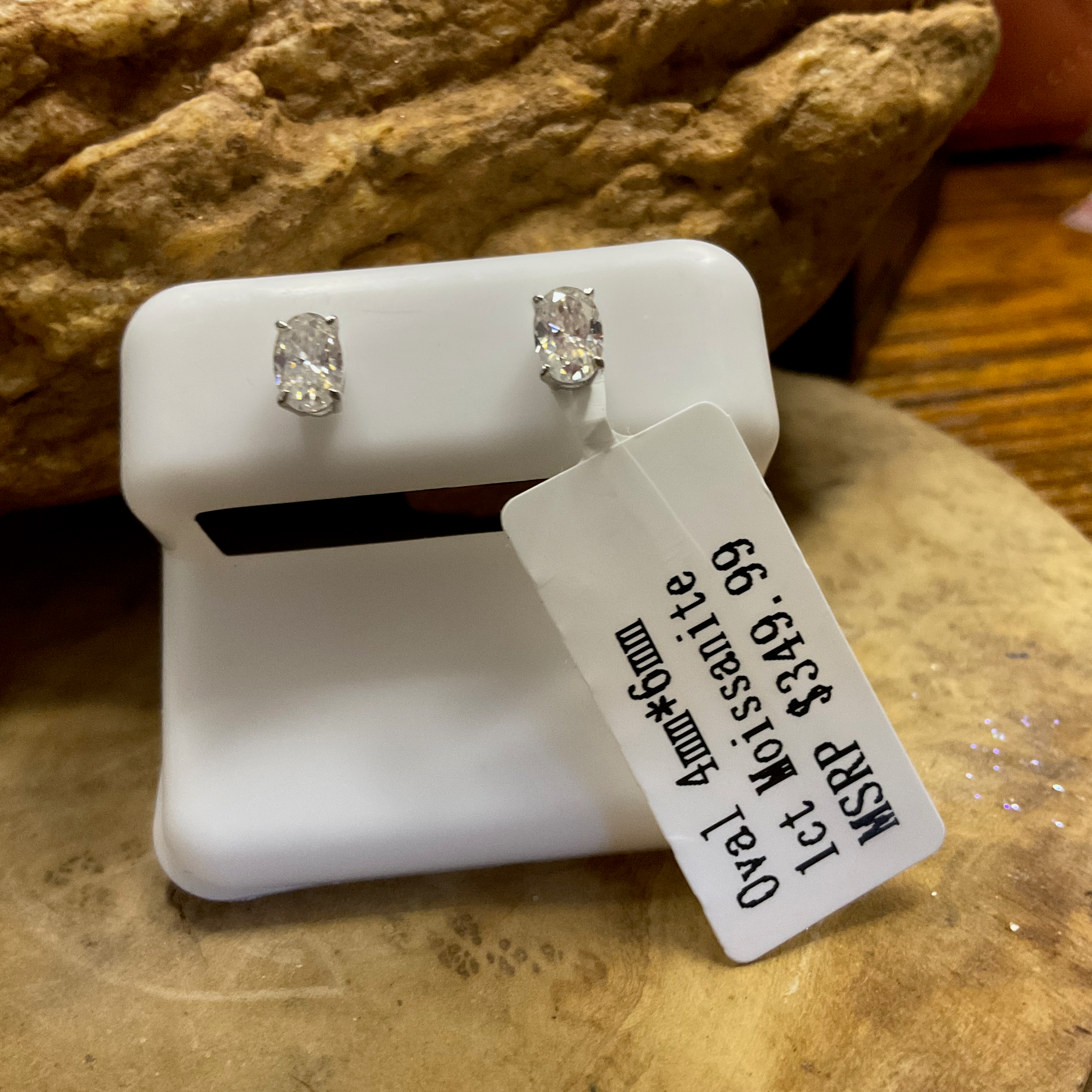 1CT Oval Cut Moissanite Earrings - GRA Certified VVS1