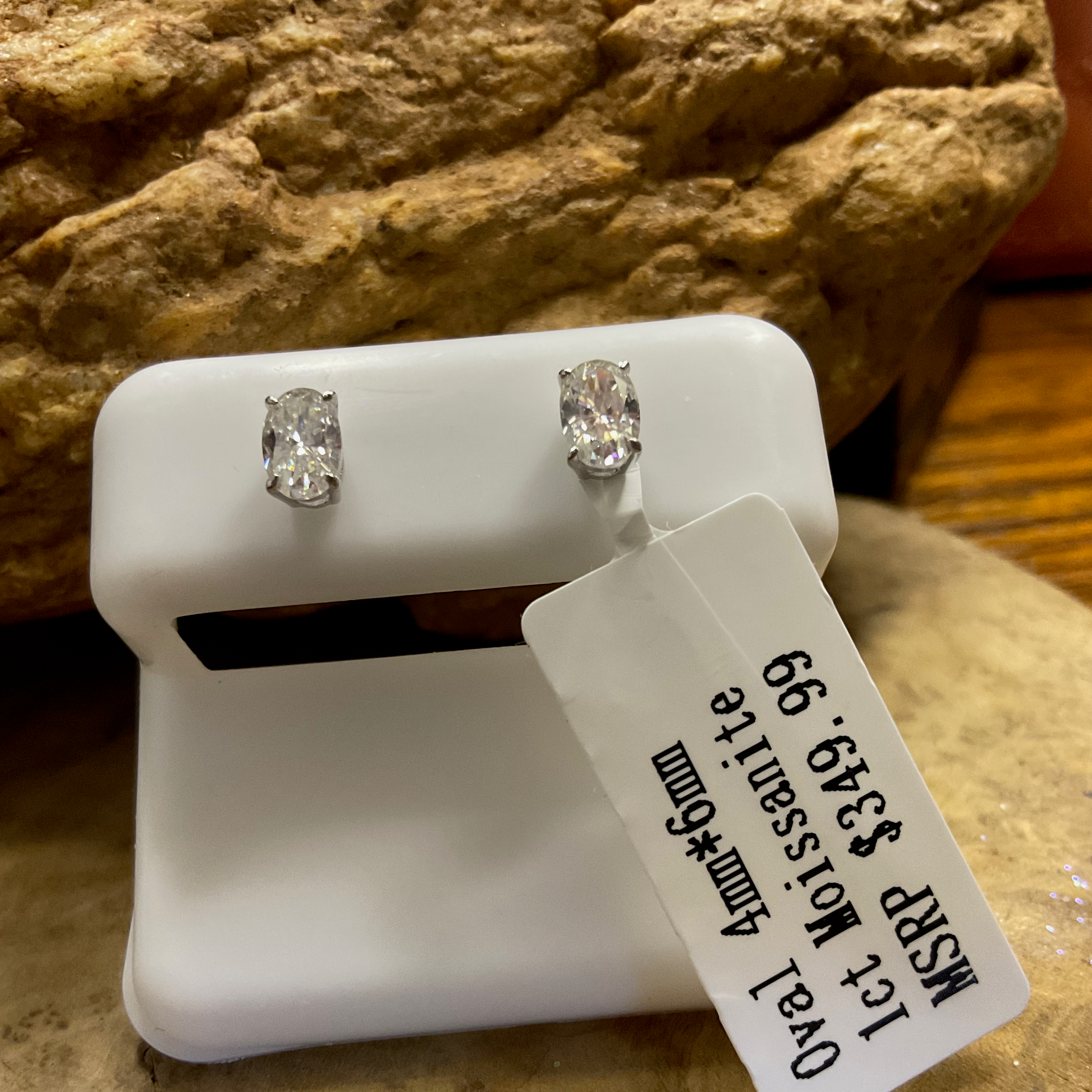 1CT Oval Cut Moissanite Earrings - GRA Certified VVS1