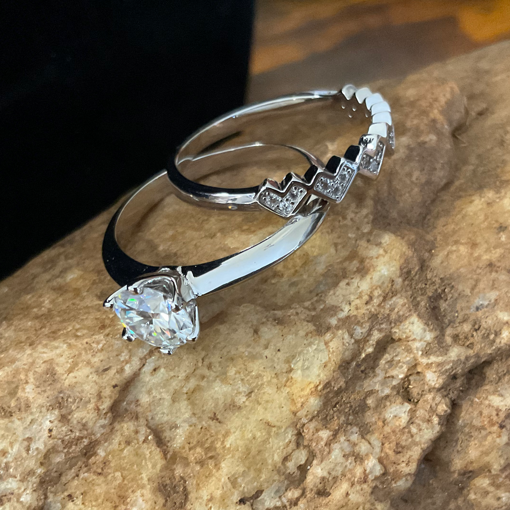 0.5ct Moissanite "I love you" Set with Hearts Band - GRA Certified Size 8